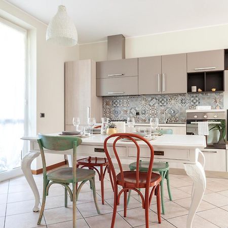 Apartment Misiadele Carnago Exterior photo