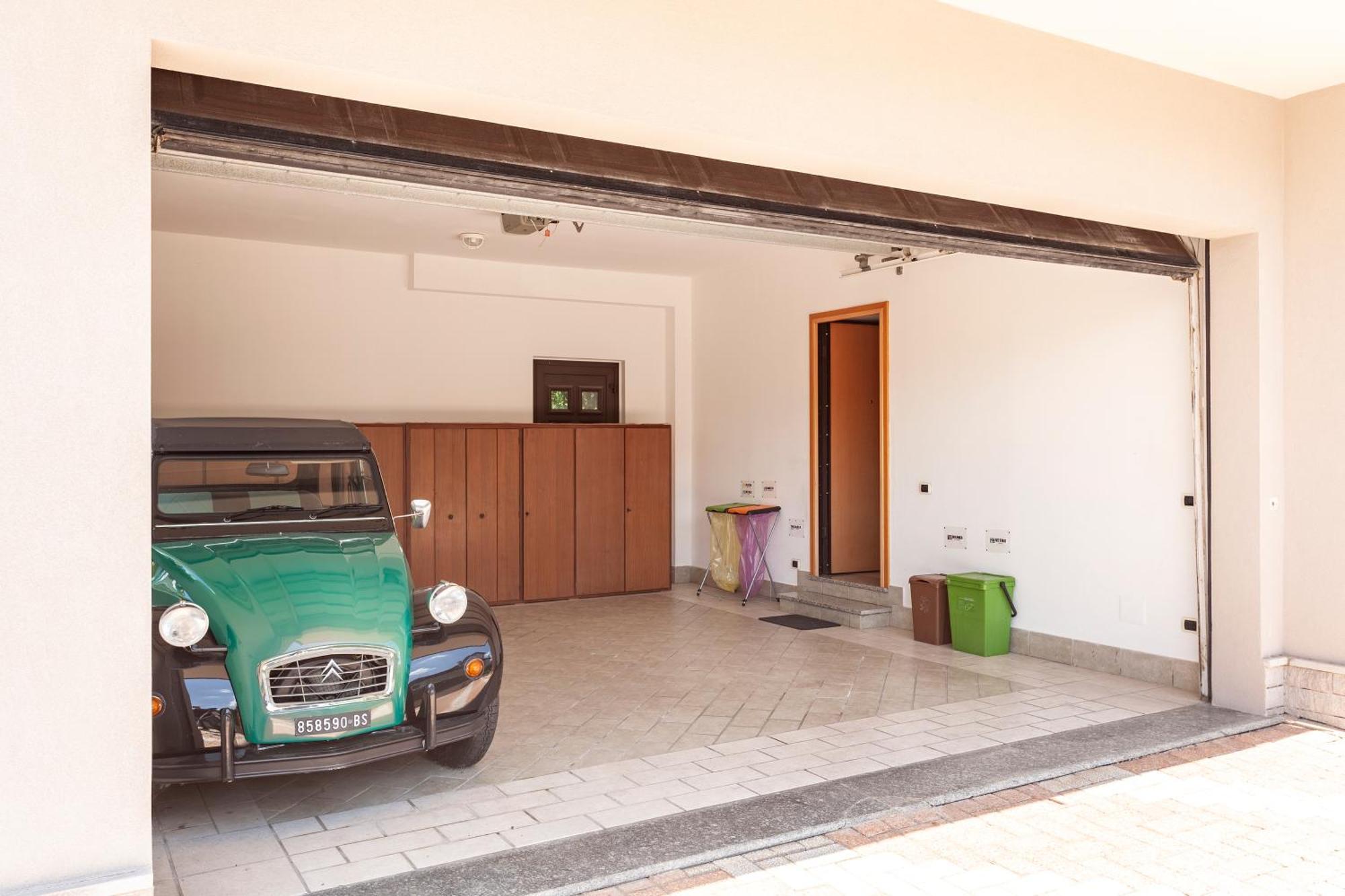 Apartment Misiadele Carnago Exterior photo